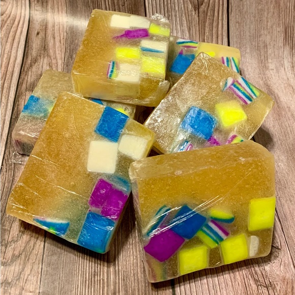 Sold out- Hand crafted artisan translucent soap with vibrant color embeds - Picture 2 of 5